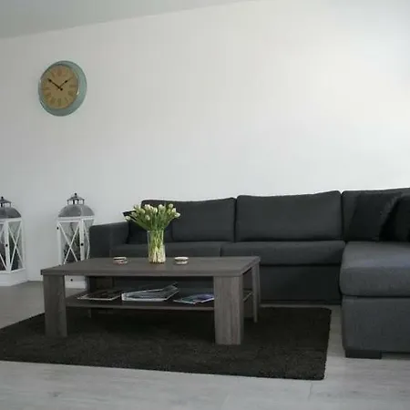 Familie Beachhouse 아파트 *